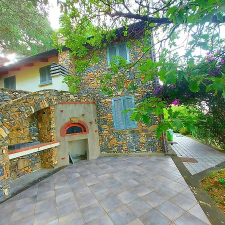 Vallelonga בית נופש אשאה